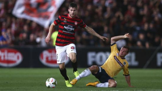 Wanderers re-sign Western Sydney local