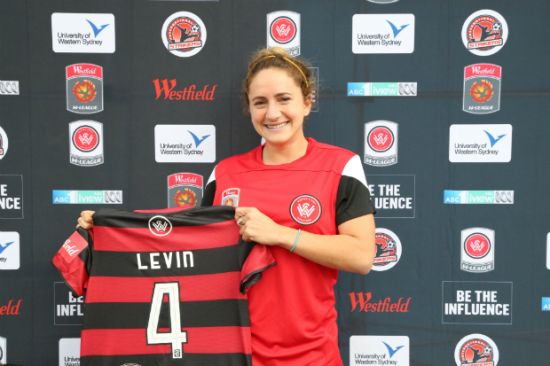 USA U23 Captain signs for Wanderers